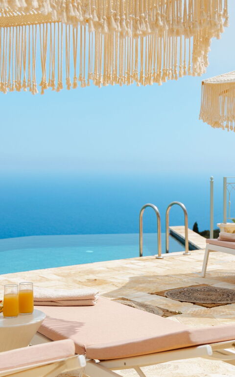 Villa Thea Mare Maistro