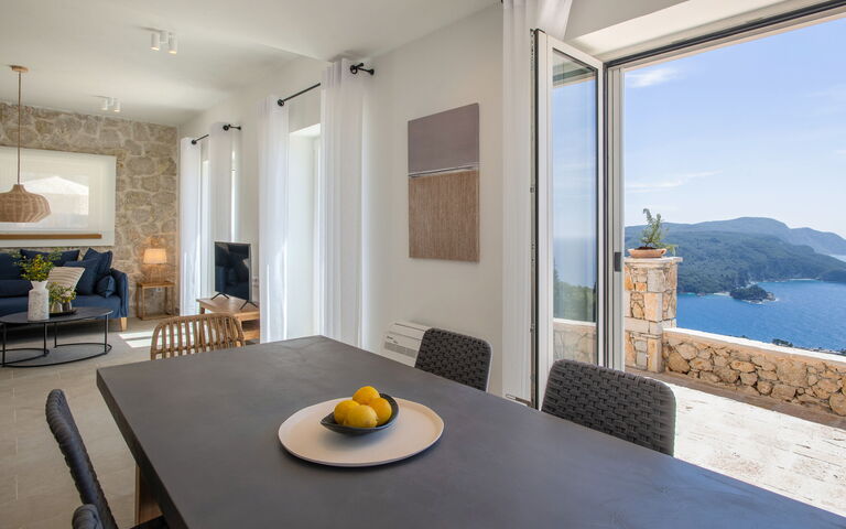 Villa Thea Mare Maistro: Esszimmer