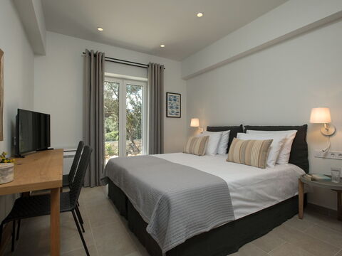 Villa Thea Mare Maistro