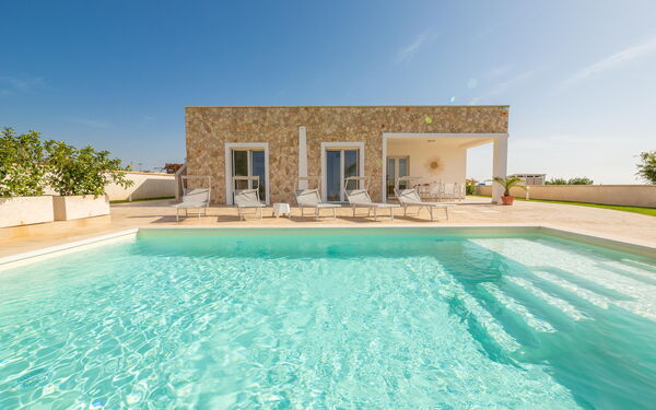 Villa Palibella: Außen, Draussen, Schwimmbad