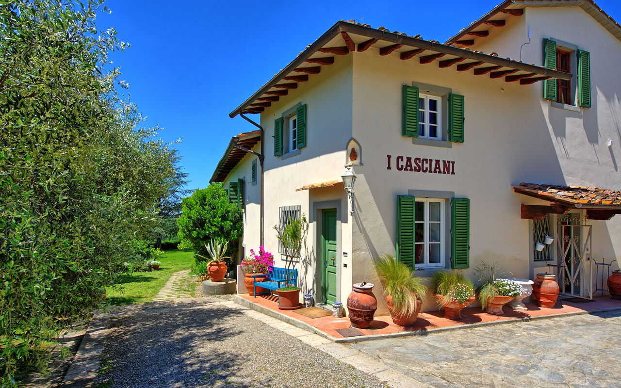 Villa Casciani: Außen, Draussen