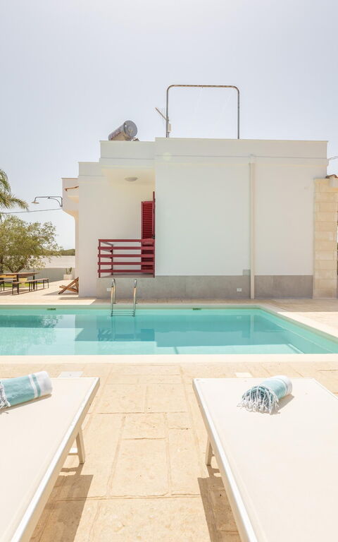 Villa Dolcevivere: Außen, Draussen, Schwimmbad, Sommer