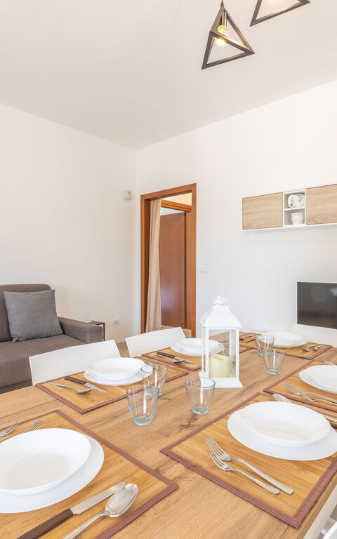 Villa Dolcevivere: Esszimmer, Wohnzimmer