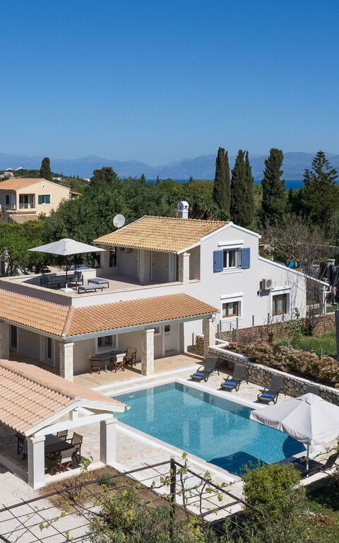 Villa Armonia: Ansichten, Außen, Draussen, Schwimmbad