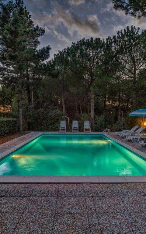 Leccino: Außen, Draussen, Schwimmbad