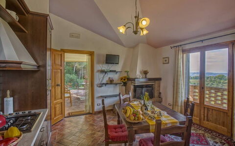 Unterkunft Leccino 5: Esszimmer, Küche