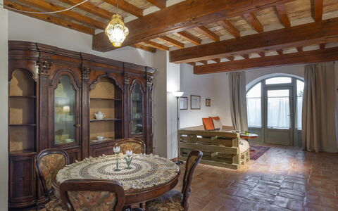 Unterkunft Varisio: Esszimmer, Wohnzimmer