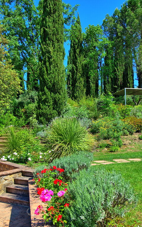 Villa Barbarella: Draussen, Garten