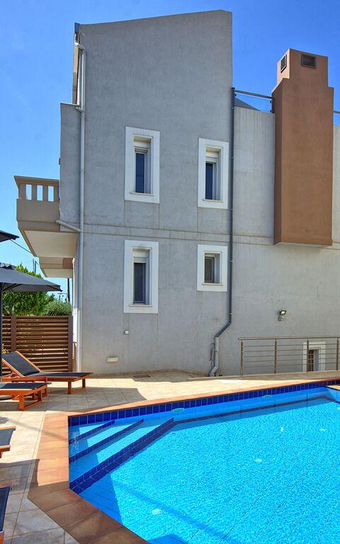 Villa Endless View: Außen, Draussen, Frühling, Herbst, Schwimmbad, Sommer