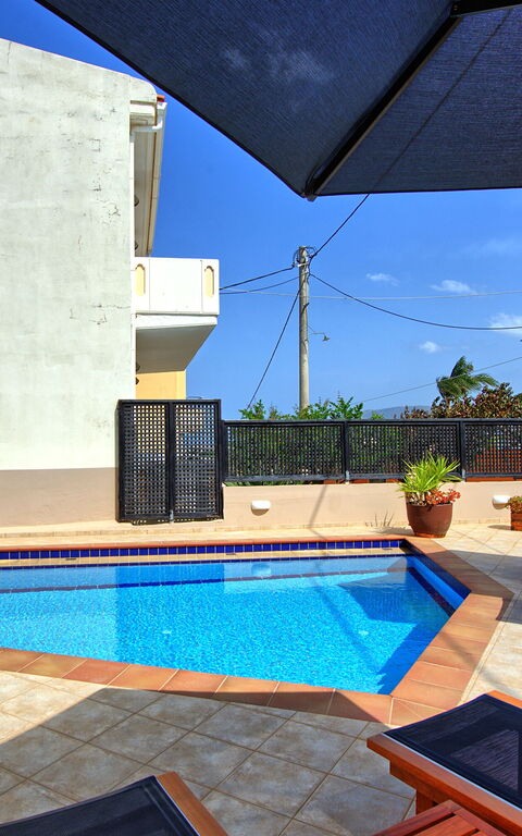 Villa Endless View: Draussen, Frühling, Herbst, Schwimmbad, Sommer