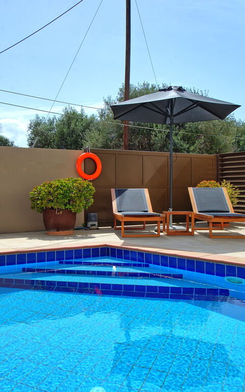 Villa Endless View: Außen, Draussen, Frühling, Herbst, Schwimmbad, Sommer