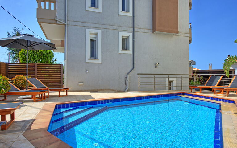 Villa Endless View: Außen, Draussen, Frühling, Herbst, Schwimmbad, Sommer