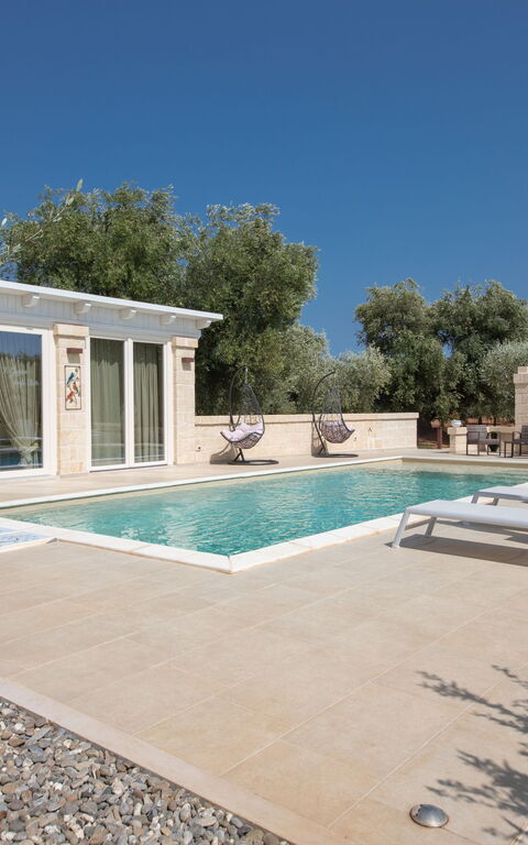 Terra Mater: Außen, Draussen, Garten, Schwimmbad