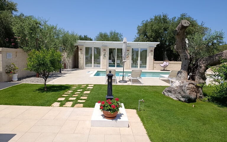 Terra Mater: Außen, Draussen, Garten, Schwimmbad