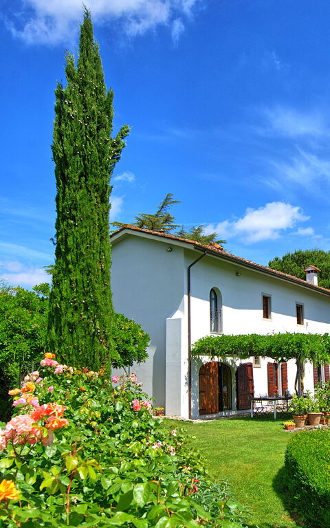 Villa Mami: Außen, Draussen, Garten, Sommer