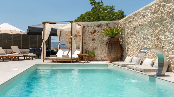 Villa Paul: Außen, Draussen, Schwimmbad