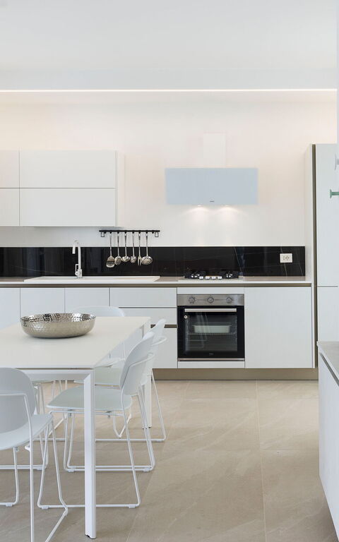 Villa Paradisus: Esszimmer, Küche