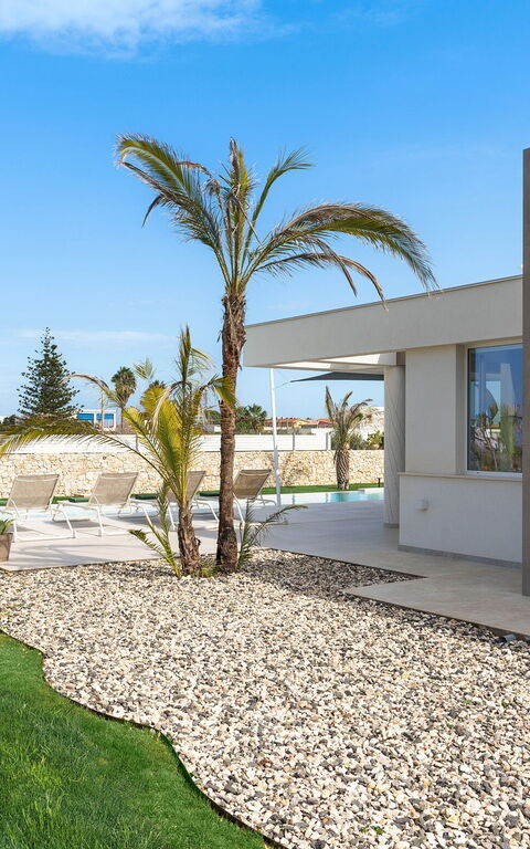 Villa Paradisus: Außen, Draussen, Garten