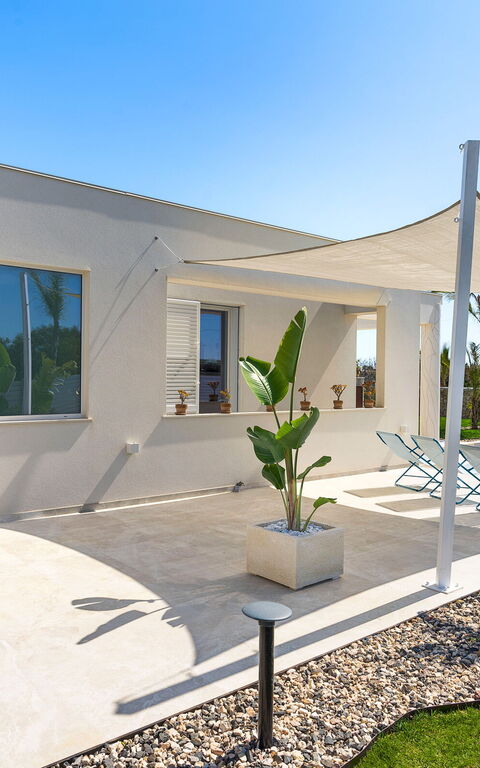 Villa Paradisus: Außen, Draussen, Garten