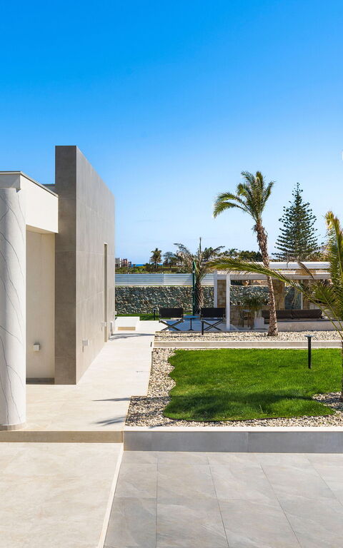 Villa Paradisus: Außen, Draussen, Garten