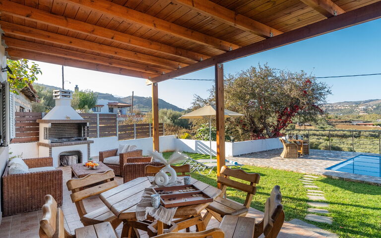 Villa Rose: Außen, Balkon / Terrasse / Patio, Draussen, Garten, Schwimmbad