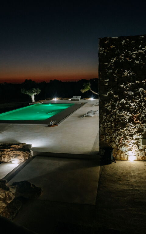 Villa Infinito: Ansichten, Außen, Balkon / Terrasse / Patio, Draussen, Schwimmbad