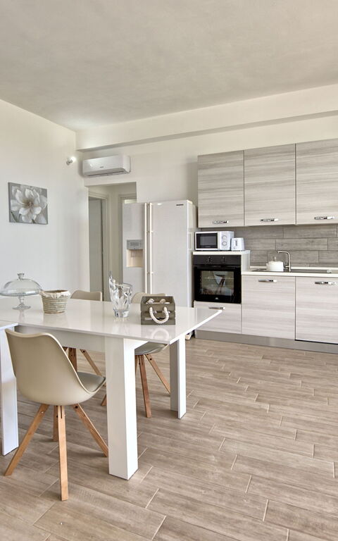 Villa Infinito: Esszimmer, Küche