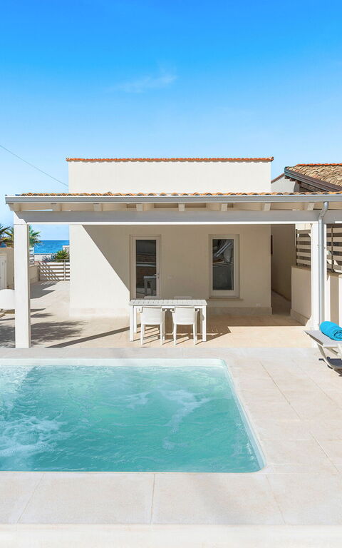 La Siesta: Außen, Draussen, Schwimmbad