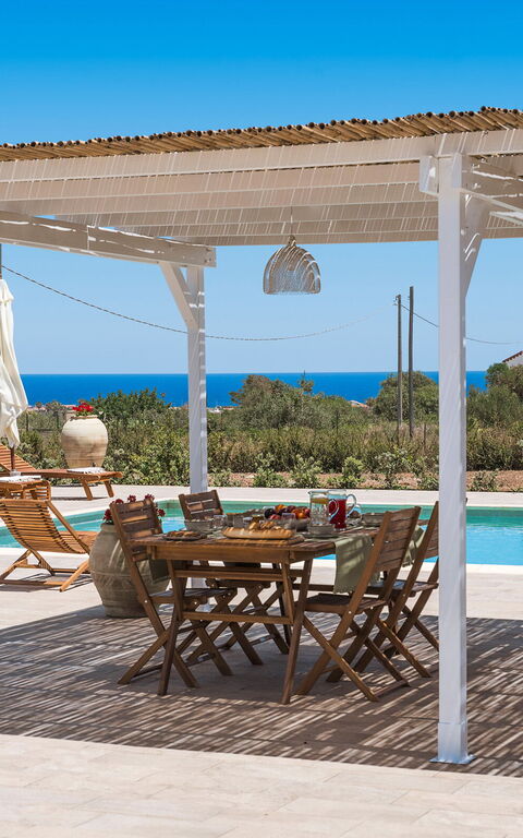 Villa Paolina: Außen, Balkon / Terrasse / Patio, Draussen, Schwimmbad