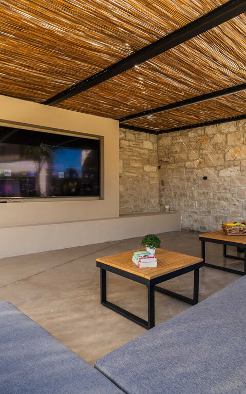 Villa Serenity: Balkon / Terrasse / Patio, Draussen