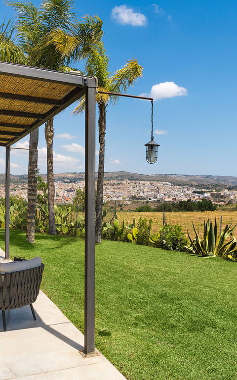 Villa Agnese: Ansichten, Außen, Balkon / Terrasse / Patio, Draussen, Garten