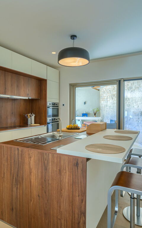 Villa Pine Haven: Küche