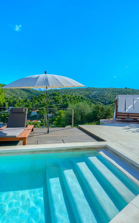 Villa Pine Haven: Außen, Draussen, Schwimmbad