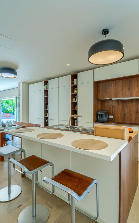 Villa Pine Haven: Küche