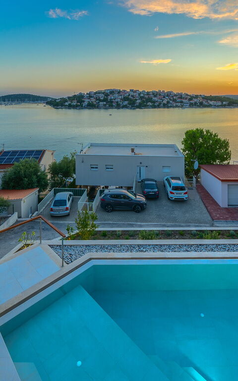 Villa Allina: Ansichten, Außen, Draussen, Schwimmbad