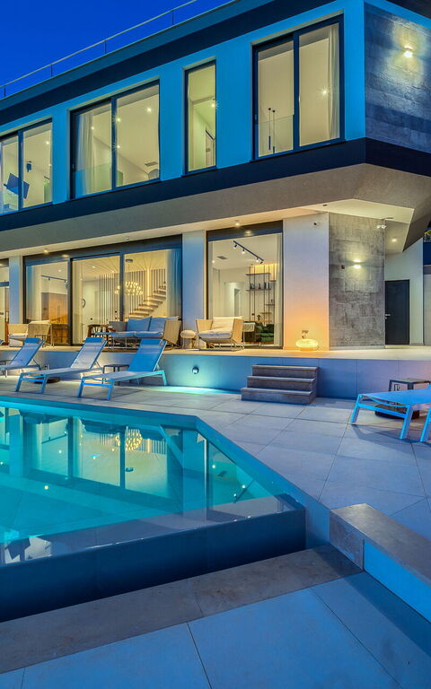 Villa Allina: Außen, Draussen, Schwimmbad