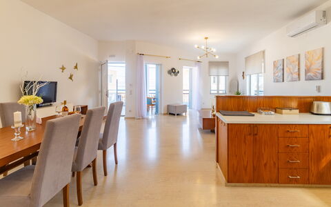 Unterkunft Christianna Apartments 1: Esszimmer, Küche, Wohnzimmer