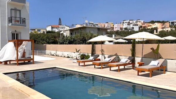 Christianna Apartments