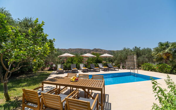 Villa Aetheria: Außen, Draussen, Garten, Schwimmbad