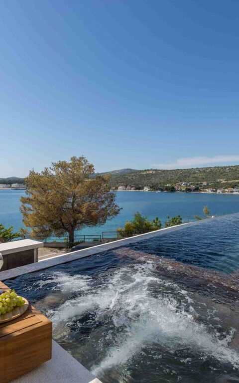 Villa Olive Vista 1: Ansichten, Außen, Draussen, Schwimmbad