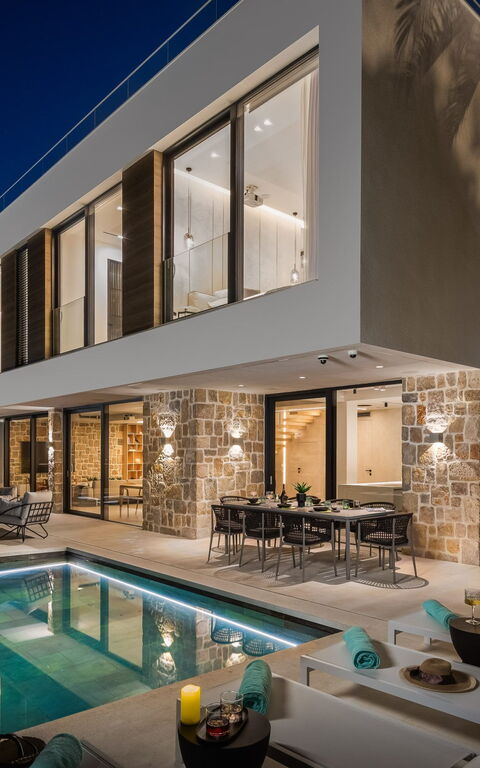 Villa Olive Vista 2: Außen, Balkon / Terrasse / Patio, Draussen, Schwimmbad