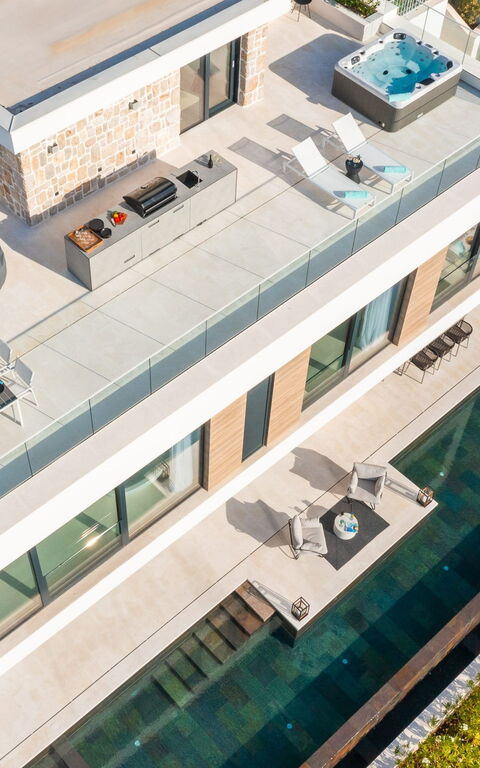 Villa Olive Vista 2: Außen, Balkon / Terrasse / Patio, Draussen, Schwimmbad