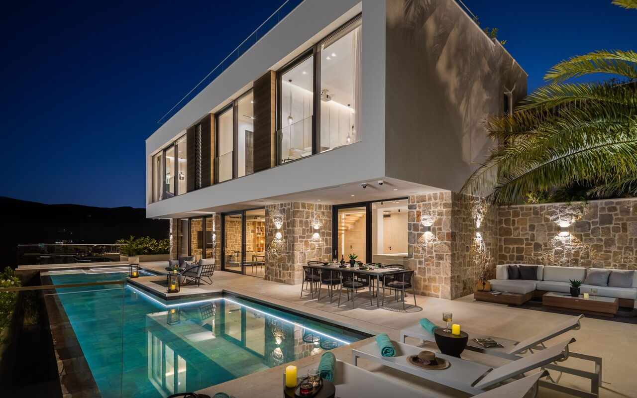 Villa Olive Vista 2: Außen, Balkon / Terrasse / Patio, Draussen, Schwimmbad