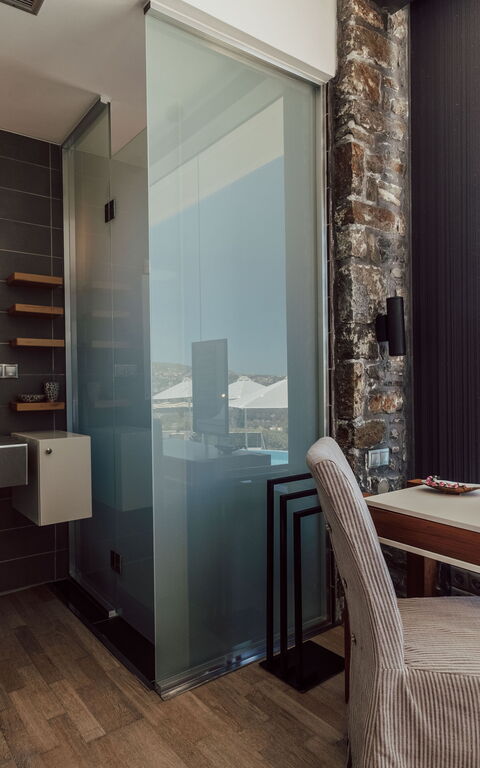 Villa Kera Panorama: Bad, Schlafzimmer