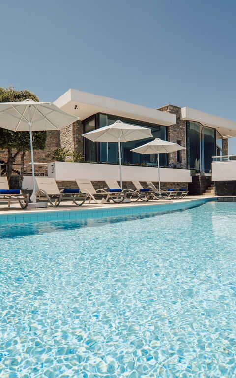 Villa Kera Panorama: Außen, Draussen, Schwimmbad