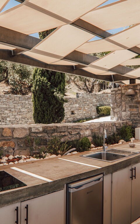 Villa Kera Panorama: Außen, Balkon / Terrasse / Patio, Draussen