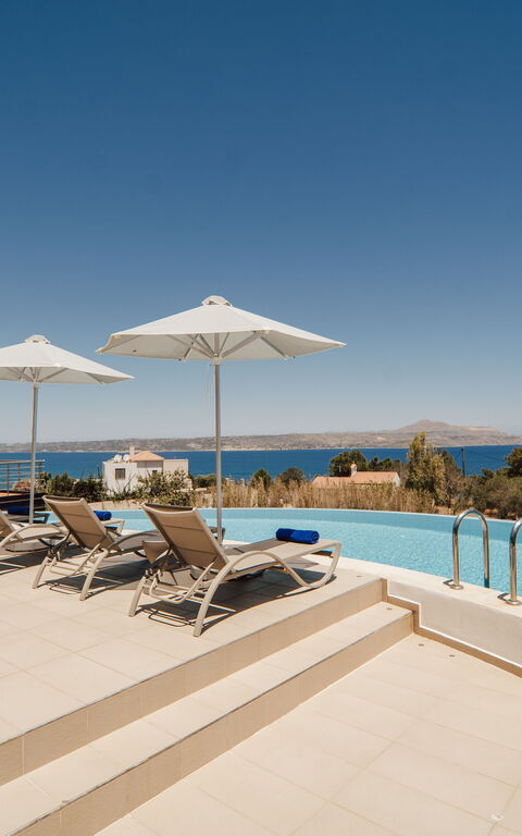 Villa Kera Panorama: Ansichten, Außen, Draussen, Schwimmbad