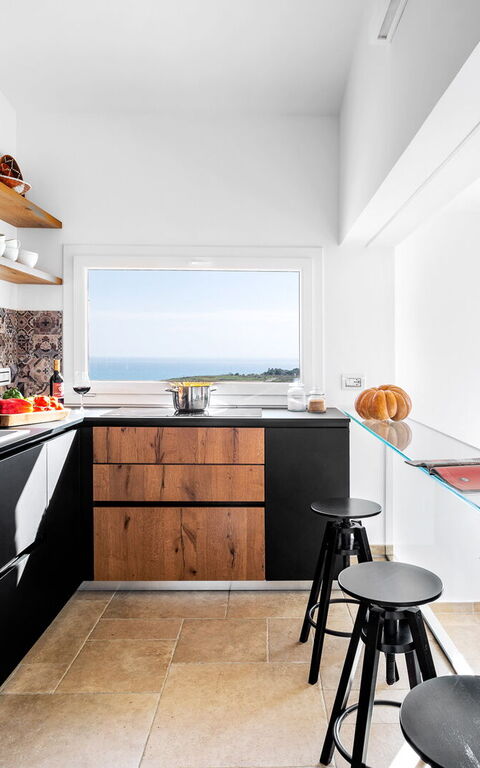 Villa Erakle: Küche