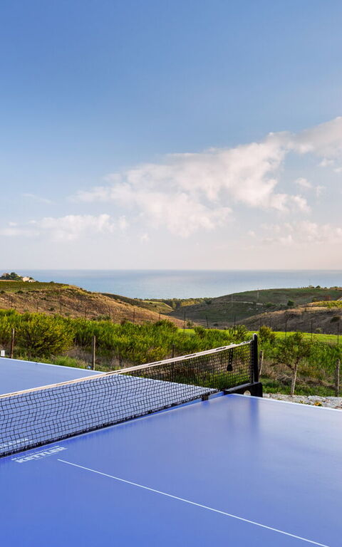 Villa Erakle: Ansichten, Außen, Draussen, Garten