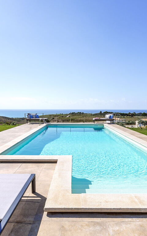 Villa Erakle: Ansichten, Außen, Draussen, Garten, Schwimmbad